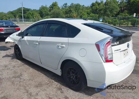 2014 Toyota Prius Four z USA, uszkodzony, nr VIN JTDKN3DU4E1749488